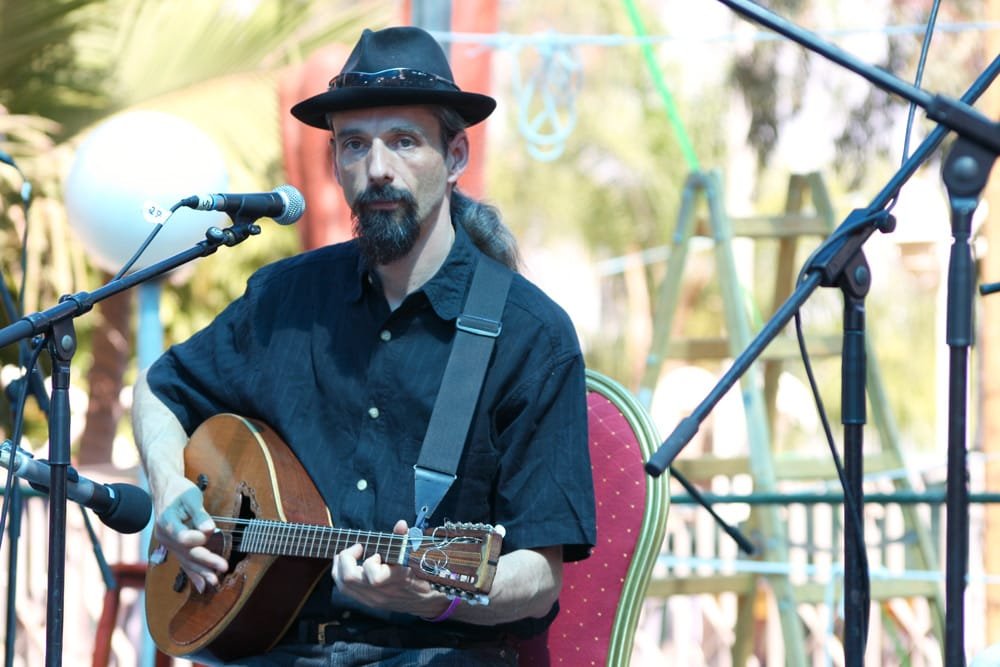 Milchberg Bouzouki